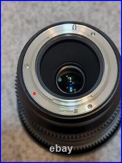 Rokinon 14mm T3.1 DSX Ultra Wide-Angle Cine Lens (Fujifilm X Mount)